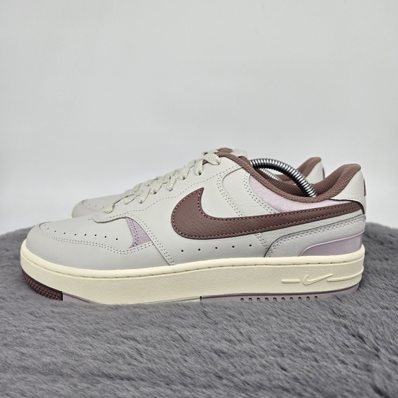 Nike Shoes - New Nike Gamma Force Light Bone Smokey Mauve Women's Shoes Size 10